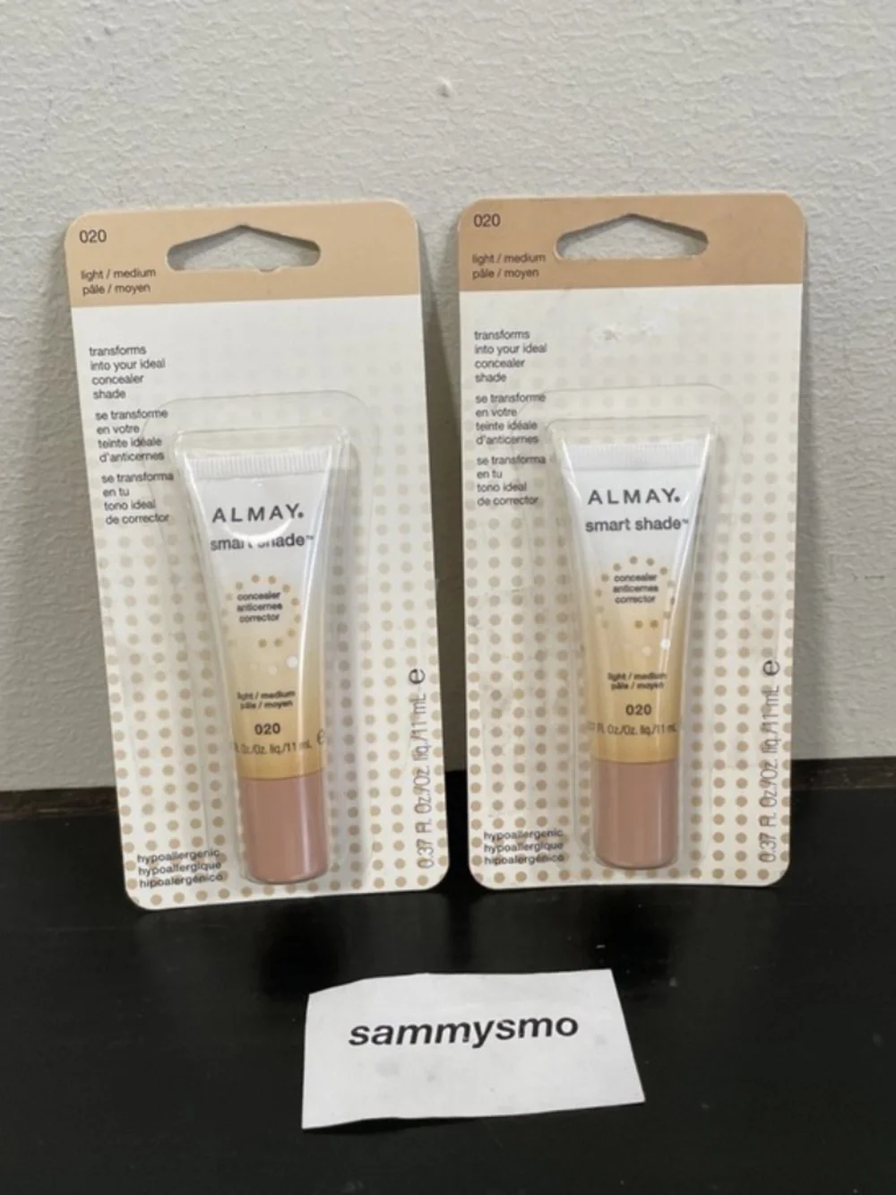 Almay Smart Shade Concealer, 020 Light / Medium 0.37 fl oz x2 Discontinued